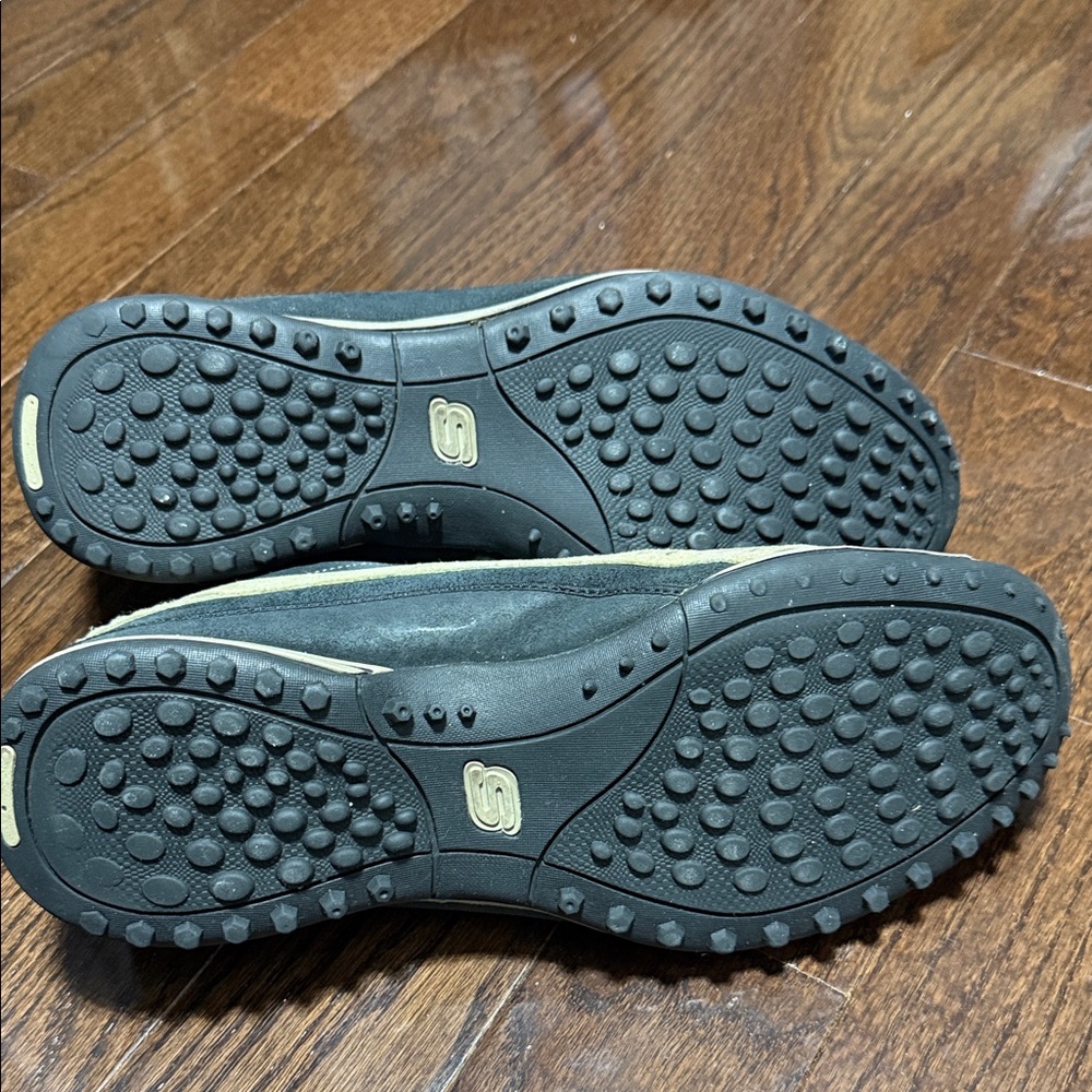 Skechers Navy and Tan Lace-Up Sneakers - Picture 5 of 10